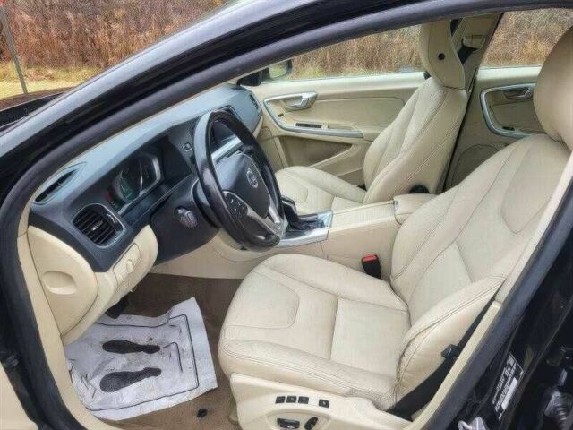 Черный Вольво С60, объемом двигателя 2 л и пробегом 98 тыс. км за 80000 $, фото 9 на Automoto.ua