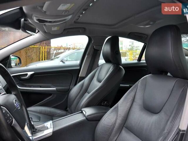 Черный Вольво С60, объемом двигателя 1.97 л и пробегом 82 тыс. км за 10500 $, фото 16 на Automoto.ua