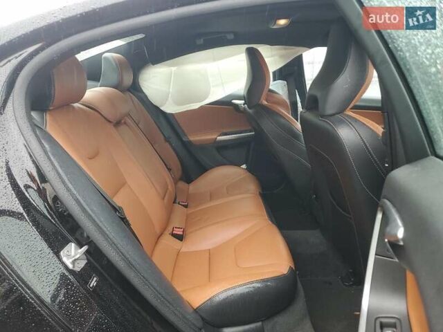 Черный Вольво С60, объемом двигателя 2.52 л и пробегом 112 тыс. км за 2400 $, фото 9 на Automoto.ua