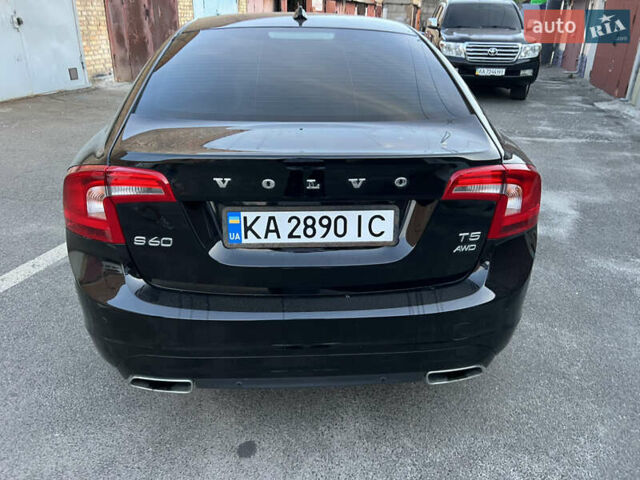 Черный Вольво С60, объемом двигателя 2.52 л и пробегом 140 тыс. км за 11600 $, фото 5 на Automoto.ua