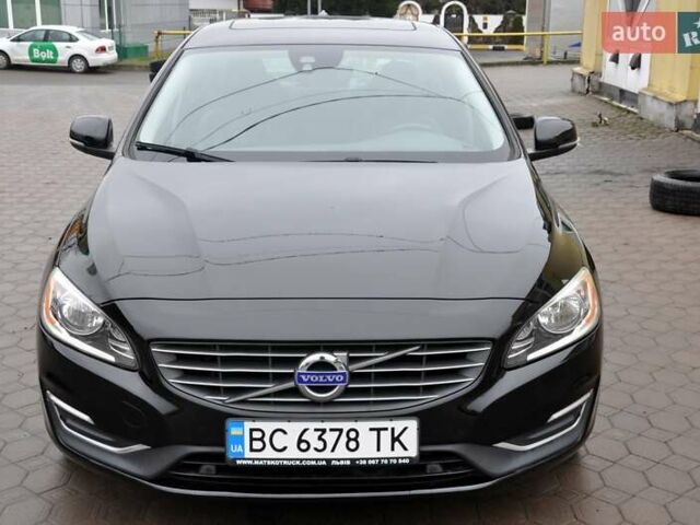Черный Вольво С60, объемом двигателя 1.97 л и пробегом 82 тыс. км за 10500 $, фото 3 на Automoto.ua
