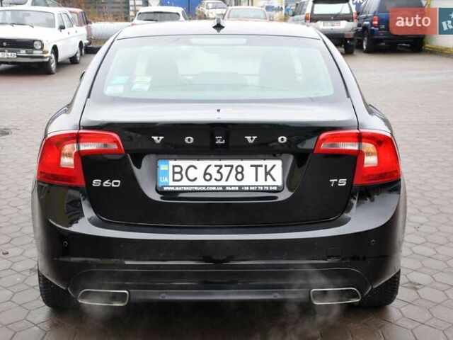 Черный Вольво С60, объемом двигателя 1.97 л и пробегом 82 тыс. км за 10500 $, фото 9 на Automoto.ua