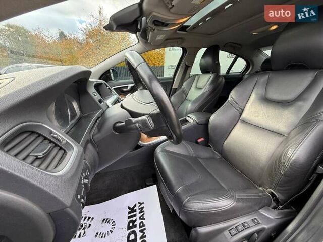 Вольво С60 2016 в Луцке на Automoto.ua Черный Вольво С60, объемом двигателя 2 л и пробегом 218 тыс. км за 8200 $, фото 15 на Automoto.ua