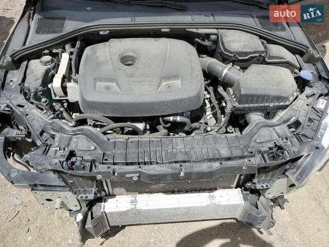 Черный Вольво С60, объемом двигателя 2 л и пробегом 88 тыс. км за 3000 $, фото 6 на Automoto.ua