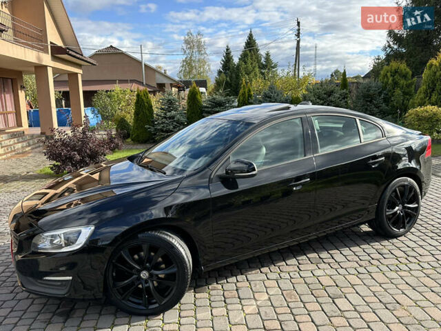 Черный Вольво С60, объемом двигателя 2 л и пробегом 237 тыс. км за 14750 $, фото 4 на Automoto.ua