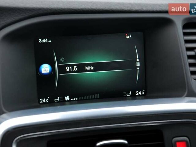 Черный Вольво С60, объемом двигателя 1.97 л и пробегом 82 тыс. км за 10500 $, фото 33 на Automoto.ua