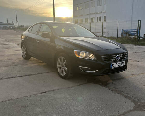 Черный Вольво С60, объемом двигателя 1.97 л и пробегом 225 тыс. км за 13700 $, фото 2 на Automoto.ua