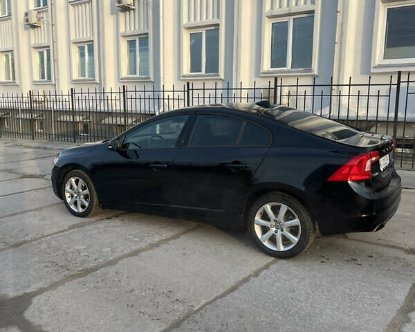 Черный Вольво С60, объемом двигателя 1.97 л и пробегом 225 тыс. км за 13700 $, фото 5 на Automoto.ua