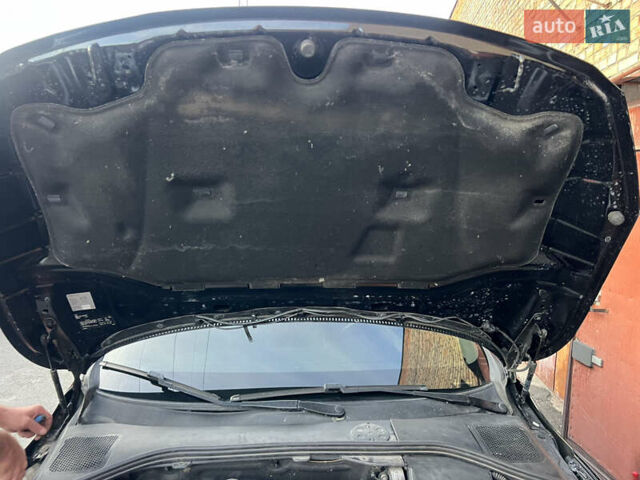 Черный Вольво С60, объемом двигателя 2.52 л и пробегом 140 тыс. км за 11600 $, фото 9 на Automoto.ua