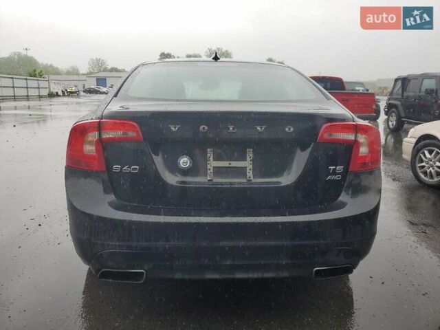 Черный Вольво С60, объемом двигателя 2.52 л и пробегом 112 тыс. км за 2400 $, фото 5 на Automoto.ua
