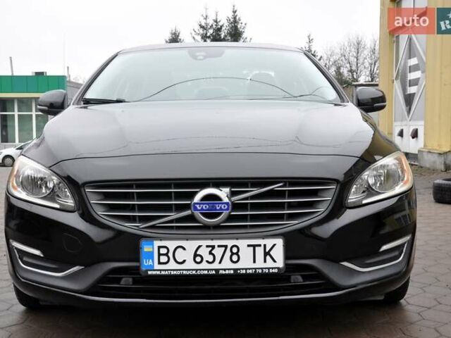 Черный Вольво С60, объемом двигателя 1.97 л и пробегом 82 тыс. км за 10500 $, фото 4 на Automoto.ua