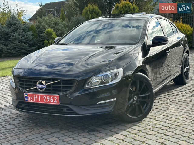 Черный Вольво С60, объемом двигателя 2 л и пробегом 237 тыс. км за 14750 $, фото 1 на Automoto.ua