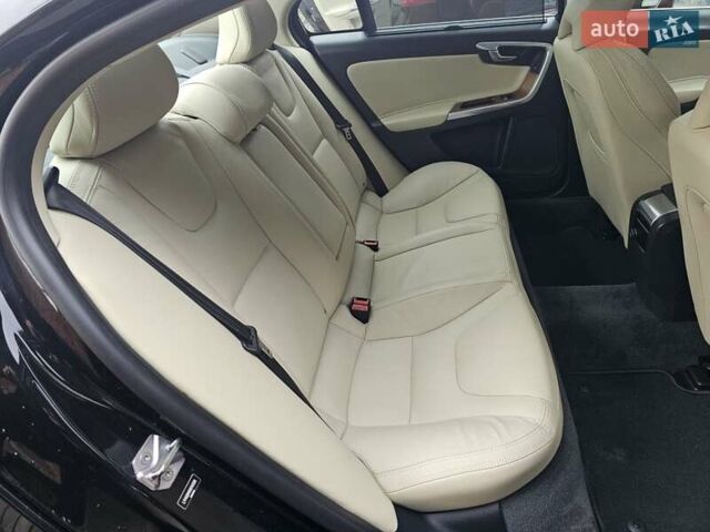 Черный Вольво С60, объемом двигателя 1.97 л и пробегом 141 тыс. км за 12950 $, фото 22 на Automoto.ua