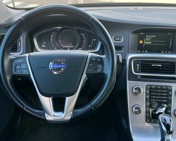 Черный Вольво С60, объемом двигателя 2 л и пробегом 94 тыс. км за 14500 $, фото 7 на Automoto.ua