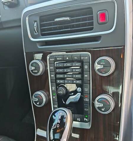 Чорний Вольво С60, об'ємом двигуна 1.98 л та пробігом 205 тис. км за 16900 $, фото 25 на Automoto.ua