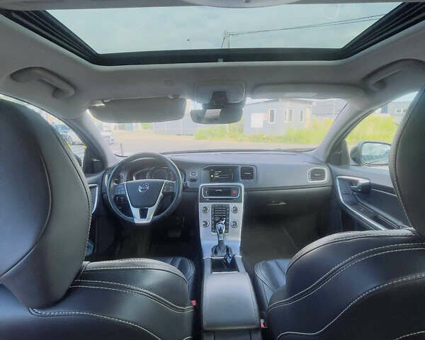 Черный Вольво С60, объемом двигателя 2 л и пробегом 94 тыс. км за 14500 $, фото 8 на Automoto.ua