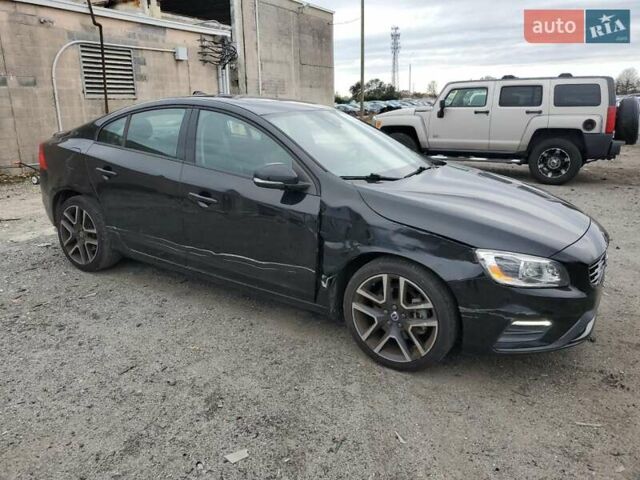 Черный Вольво С60, объемом двигателя 2 л и пробегом 77 тыс. км за 3000 $, фото 3 на Automoto.ua