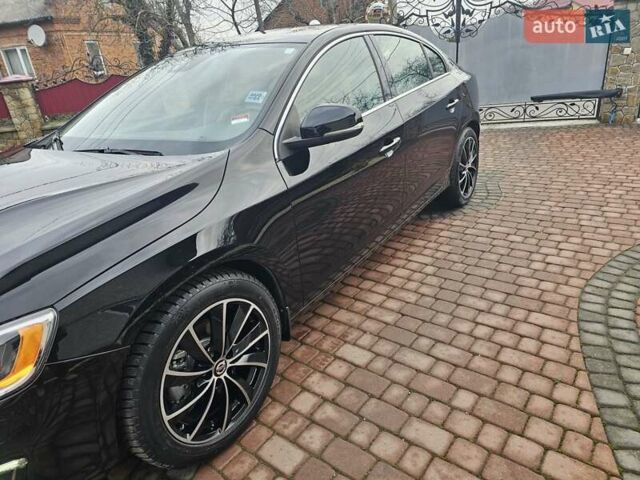 Черный Вольво С60, объемом двигателя 1.97 л и пробегом 141 тыс. км за 12950 $, фото 3 на Automoto.ua