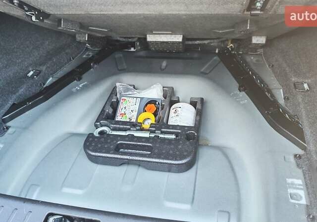 Чорний Вольво С60, об'ємом двигуна 1.98 л та пробігом 205 тис. км за 16900 $, фото 41 на Automoto.ua