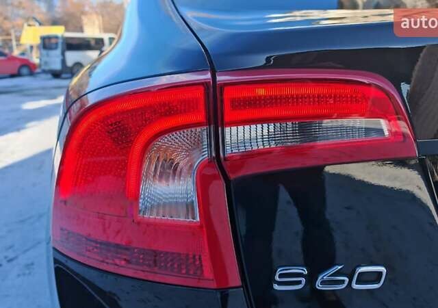 Чорний Вольво С60, об'ємом двигуна 1.98 л та пробігом 205 тис. км за 16900 $, фото 78 на Automoto.ua