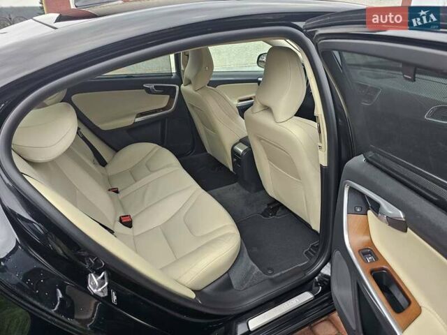 Черный Вольво С60, объемом двигателя 1.97 л и пробегом 141 тыс. км за 12950 $, фото 21 на Automoto.ua