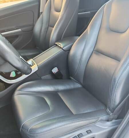 Чорний Вольво С60, об'ємом двигуна 1.98 л та пробігом 205 тис. км за 16900 $, фото 48 на Automoto.ua