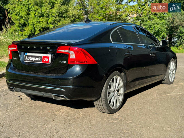 Черный Вольво С60, объемом двигателя 2 л и пробегом 101 тыс. км за 16440 $, фото 5 на Automoto.ua
