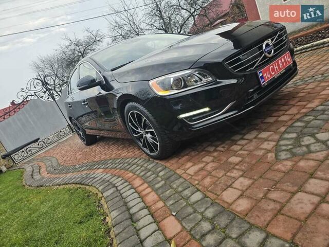 Черный Вольво С60, объемом двигателя 1.97 л и пробегом 141 тыс. км за 12950 $, фото 10 на Automoto.ua