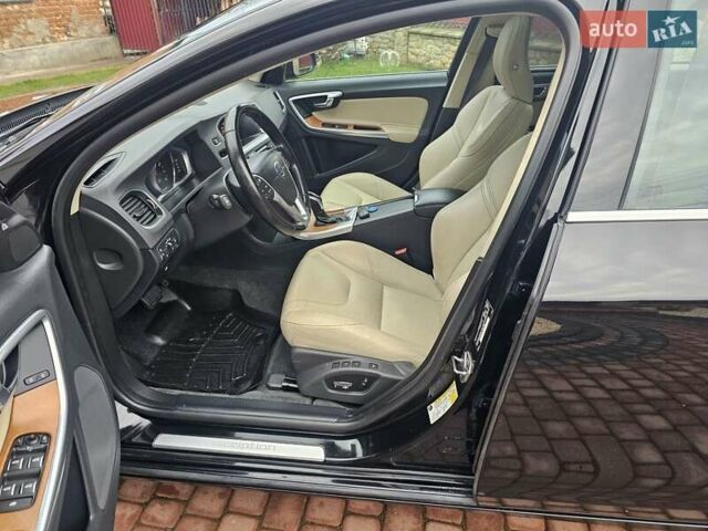 Черный Вольво С60, объемом двигателя 1.97 л и пробегом 141 тыс. км за 12950 $, фото 19 на Automoto.ua