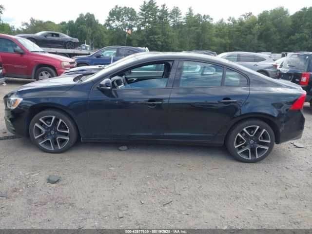 Чорний Вольво С60, об'ємом двигуна 2 л та пробігом 24 тис. км за 2100 $, фото 14 на Automoto.ua