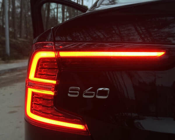 Чорний Вольво С60, об'ємом двигуна 1.97 л та пробігом 180 тис. км за 25800 $, фото 34 на Automoto.ua