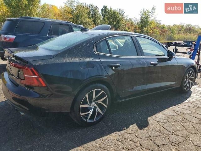 Черный Вольво С60, объемом двигателя 1.97 л и пробегом 35 тыс. км за 5500 $, фото 2 на Automoto.ua