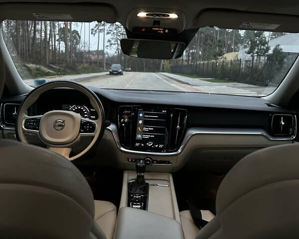 Чорний Вольво С60, об'ємом двигуна 1.97 л та пробігом 180 тис. км за 25800 $, фото 15 на Automoto.ua