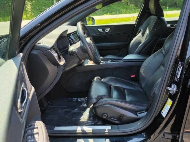 Черный Вольво С60, объемом двигателя 2 л и пробегом 44 тыс. км за 16000 $, фото 7 на Automoto.ua