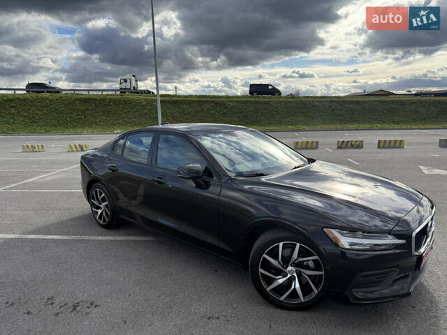 Чорний Вольво С60, об'ємом двигуна 1.97 л та пробігом 43 тис. км за 25500 $, фото 1 на Automoto.ua