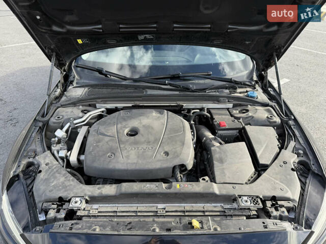 Чорний Вольво С60, об'ємом двигуна 1.97 л та пробігом 43 тис. км за 25500 $, фото 17 на Automoto.ua