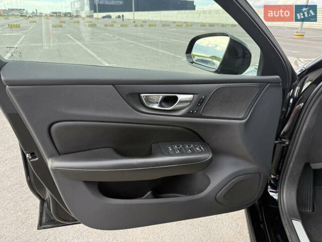 Чорний Вольво С60, об'ємом двигуна 1.97 л та пробігом 43 тис. км за 25500 $, фото 12 на Automoto.ua