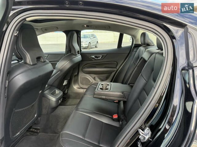 Чорний Вольво С60, об'ємом двигуна 1.97 л та пробігом 43 тис. км за 25500 $, фото 14 на Automoto.ua