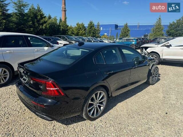 Чорний Вольво С60, об'ємом двигуна 2 л та пробігом 59 тис. км за 18900 $, фото 3 на Automoto.ua