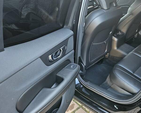 Чорний Вольво С60, об'ємом двигуна 1.97 л та пробігом 100 тис. км за 31990 $, фото 23 на Automoto.ua