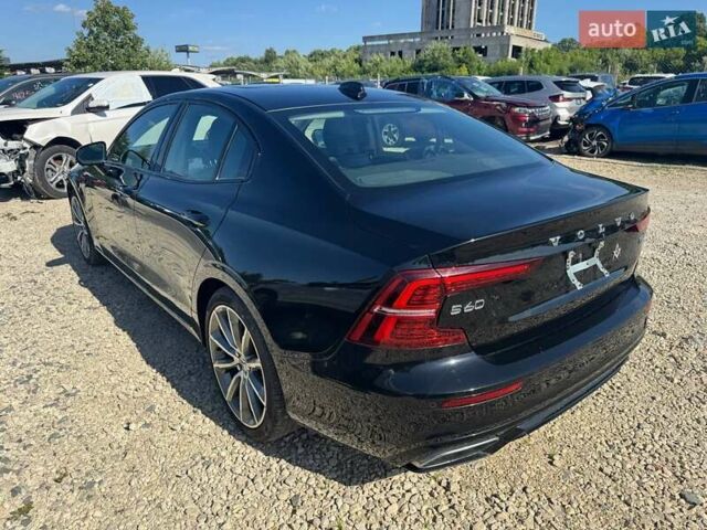 Чорний Вольво С60, об'ємом двигуна 2 л та пробігом 59 тис. км за 18900 $, фото 7 на Automoto.ua