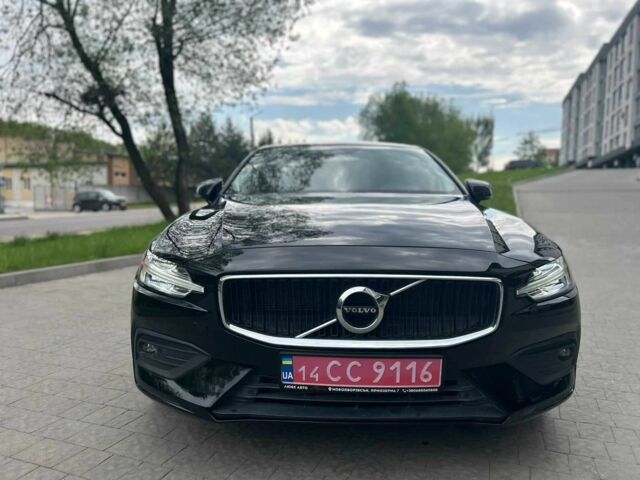 Черный Вольво С60, объемом двигателя 2 л и пробегом 142 тыс. км за 23200 $, фото 1 на Automoto.ua