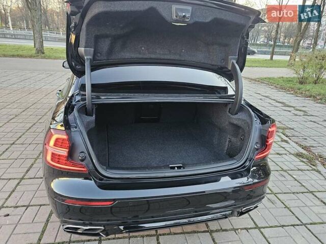 Чорний Вольво С60, об'ємом двигуна 1.97 л та пробігом 100 тис. км за 31990 $, фото 39 на Automoto.ua