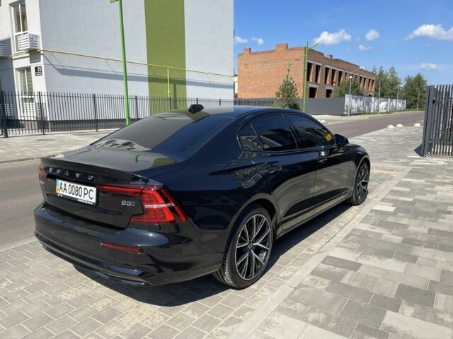 Чорний Вольво С60, об'ємом двигуна 2 л та пробігом 19 тис. км за 34500 $, фото 4 на Automoto.ua