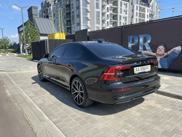 Чорний Вольво С60, об'ємом двигуна 2 л та пробігом 19 тис. км за 34500 $, фото 5 на Automoto.ua