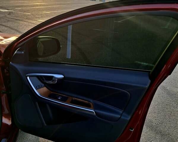 Красный Вольво С60, объемом двигателя 1.97 л и пробегом 86 тыс. км за 14300 $, фото 12 на Automoto.ua