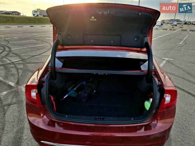 Красный Вольво С60, объемом двигателя 1.97 л и пробегом 86 тыс. км за 14300 $, фото 11 на Automoto.ua