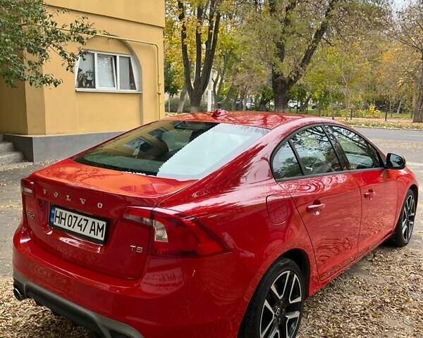 Червоний Вольво С60, об'ємом двигуна 2 л та пробігом 162 тис. км за 15000 $, фото 1 на Automoto.ua