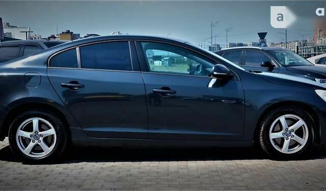 Вольво С60, объемом двигателя 2 л и пробегом 271 тыс. км за 13500 $, фото 9 на Automoto.ua