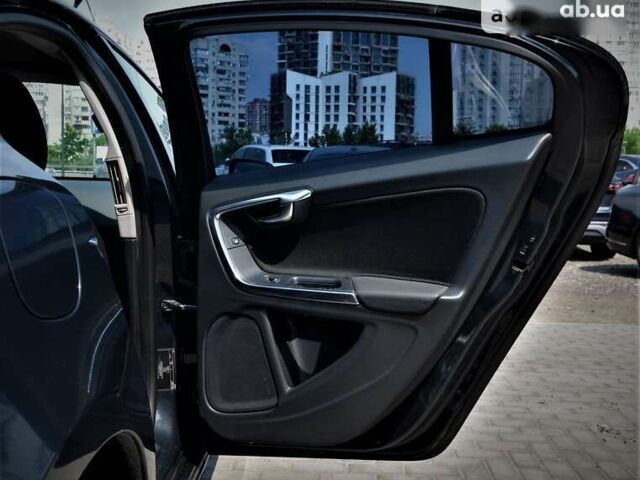 Вольво С60, объемом двигателя 2 л и пробегом 271 тыс. км за 13500 $, фото 19 на Automoto.ua